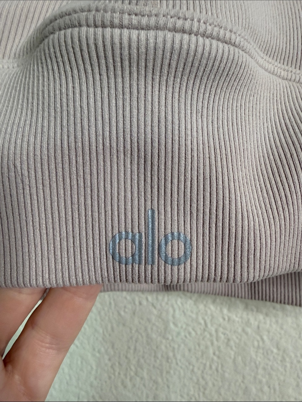 ALO Yoga Emulate Ribbed Cross-Back Sports Bra small - Picture 3 of 5